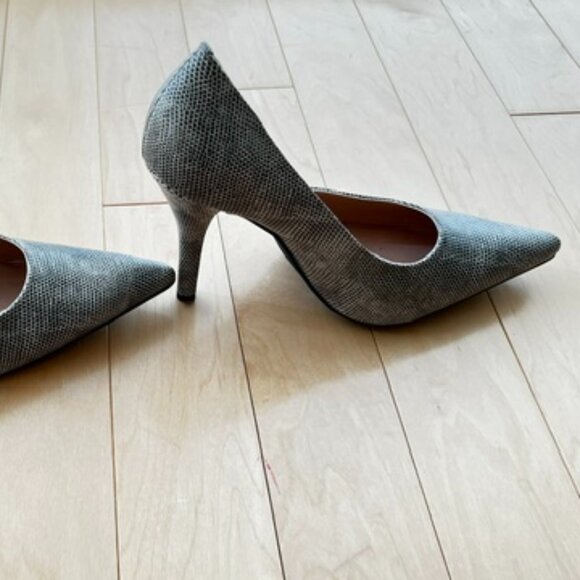 New in Box Colin Stuart Beautiful Snake Print Heels Pumps Size 9 - Picture 6 of 9